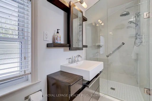 Additional image 18 of 15 Mossford Crt