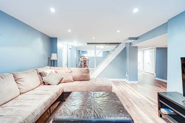 Additional image 28 of 218 Bogert Ave