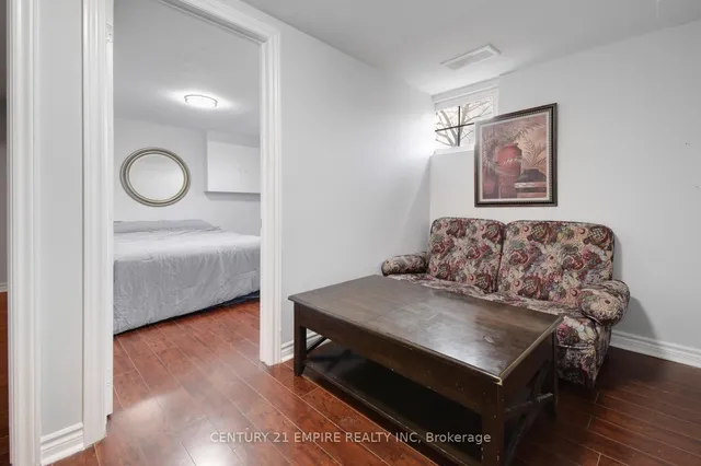 Additional image 35 of 29 Flowertown Ave