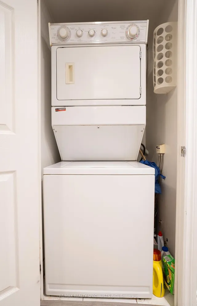 Additional image 23 of 250 Wellington St Unit 428