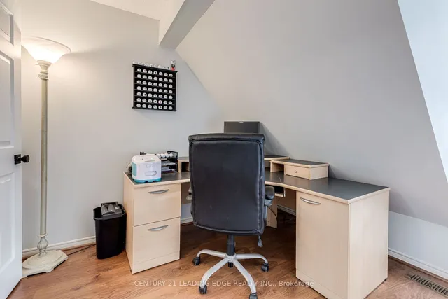 Additional image 15 of 24 TORBRICK Rd