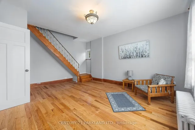 Additional image 16 of 114 Rosemount Ave