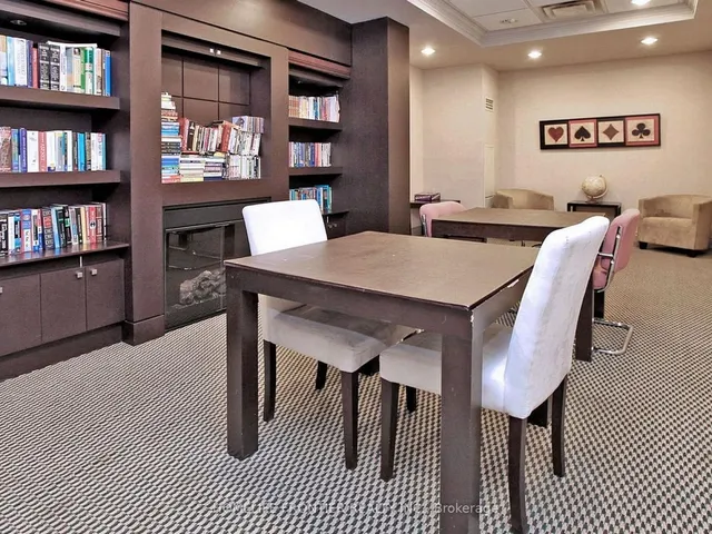 Additional image 29 of 30 Grand Trunk Cres Unit 1812