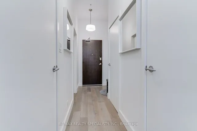 Additional image 6 of 1842 Queen St Unit 204