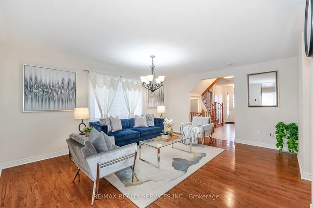 Additional image 4 of 19 Snapdragon Sq