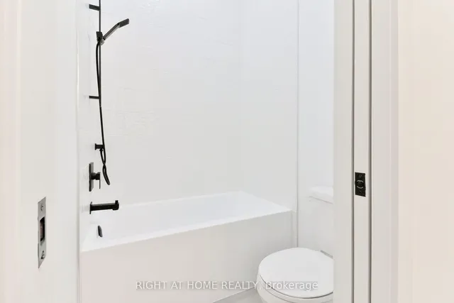 Additional image 16 of 45 Brock Ave