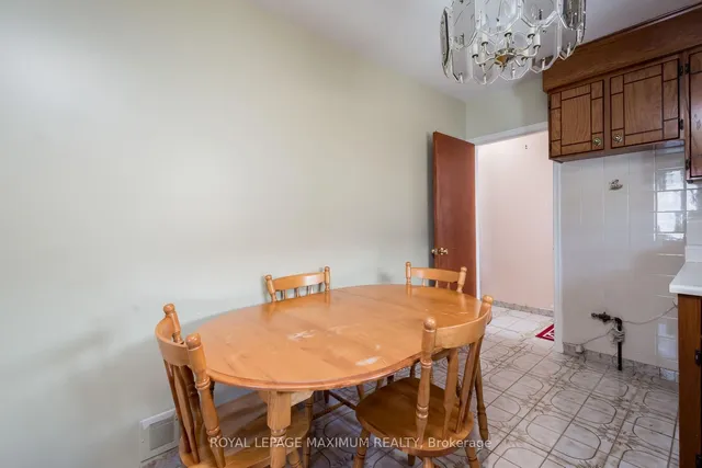 Additional image 11 of 31 Marlington Cres