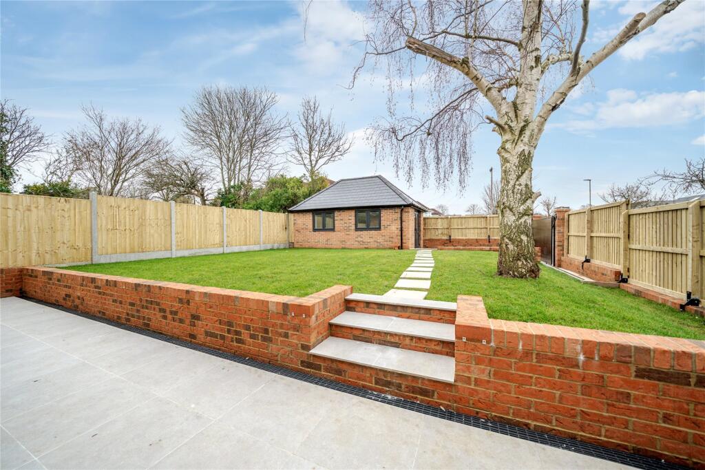 Additional image 11 of Downs Avenue, Chislehurst