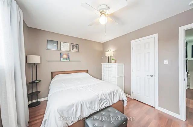 Additional image 20 of 137 Shawnee Circ