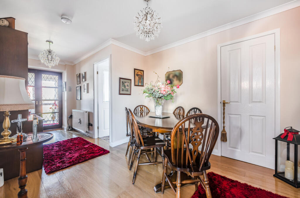 Additional image 24 of The Ridings, Saughall, Chester