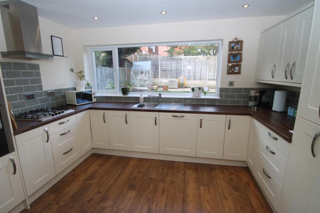 Additional image 12 of Broadway Avenue, Halesowen