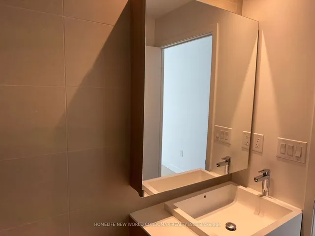 Additional image 8 of 21 Iceboat Terr Unit 3809