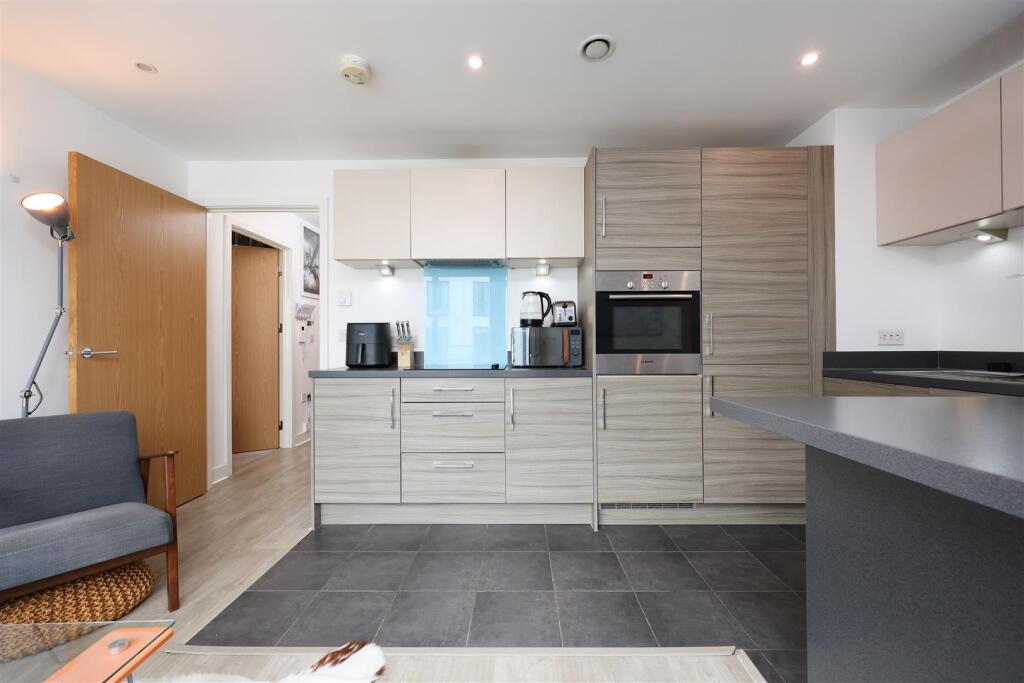 Additional image 7 of Invicta, Millennium Promenade, Bristol