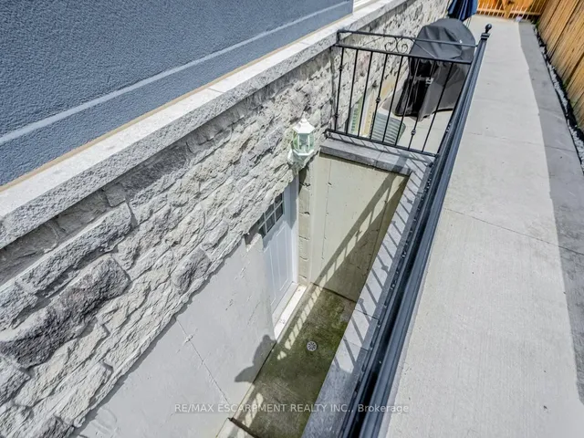 Additional image 33 of 89 Anne Blvd