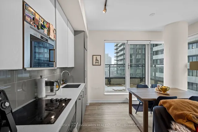 Additional image 16 of 17 Dundonald St Unit 1505