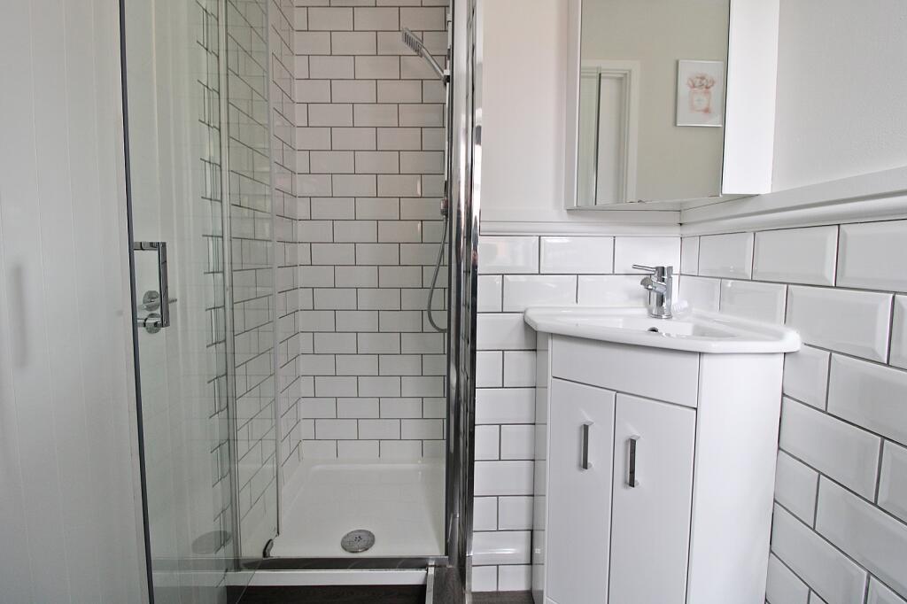 Additional image 21 of Bryn Creigiau, Groesfaen, Pontyclun, Rhondda Cynon Taff. CF72 8RT