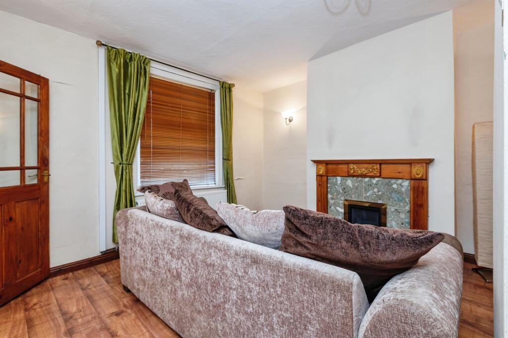 Additional image 4 of School Lane, Bradford