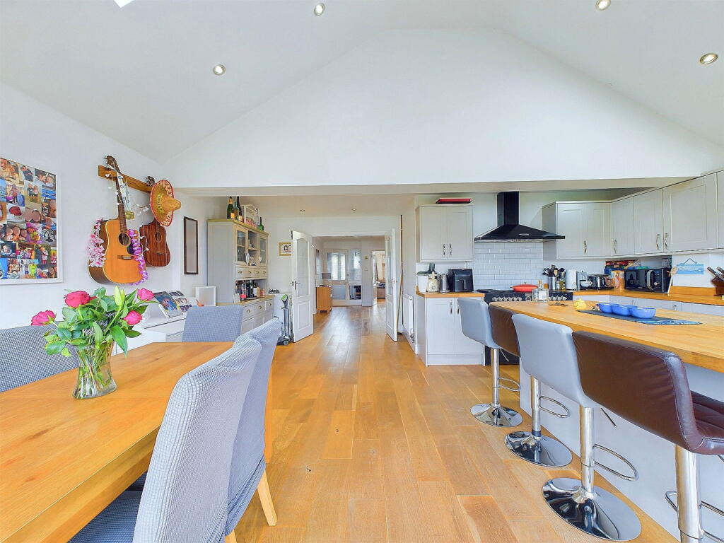 Additional image 5 of Castle Road, Worthing, BN13