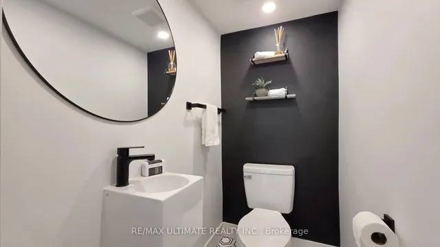 Additional image 19 of 55 King Edward Ave