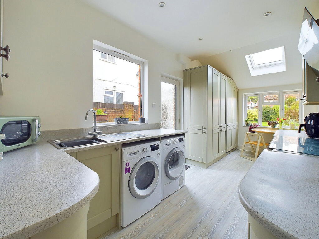 Additional image 4 of Broomfield Avenue, Worthing BN14 7RZ