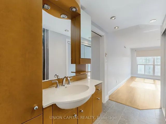 Additional image 31 of 28 Hollywood Ave Unit 1008