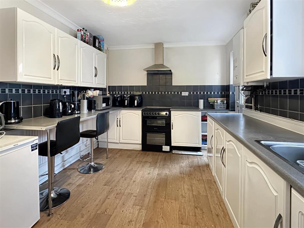 Additional image 19 of Laburnum Close, Cambridge