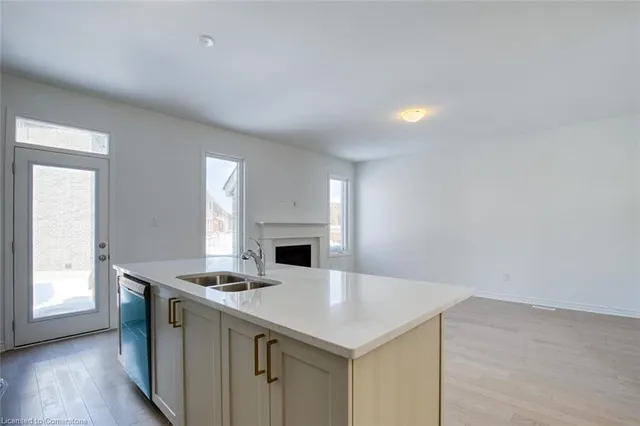 Additional image 15 of 849 Tea Landng