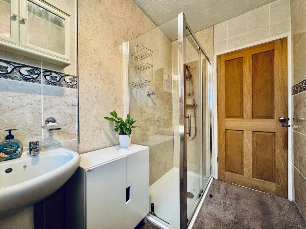 Additional image 24 of 18 Mountbatten Close, Unsworth, Bury BL9