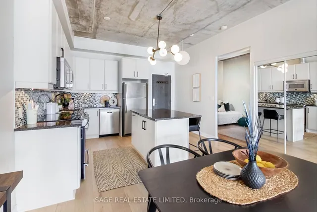 Additional image 9 of 201 Carlaw Ave Unit 509