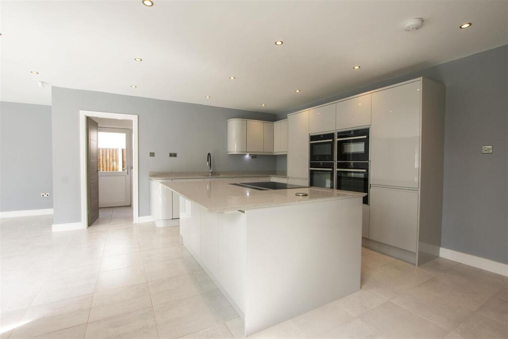 Additional image 8 of Rednal Road, Birmingham, B38