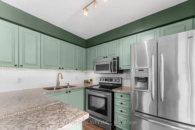 Additional image 28 of 17 Michael Power Pl Unit 413