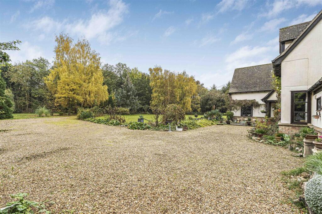 Additional image 28 of The Avenue, Madingley