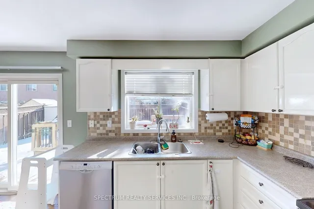 Additional image 13 of 1528 Evans Terr