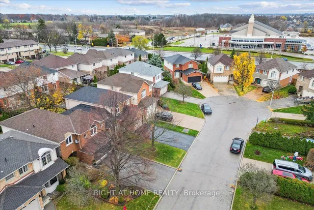 Additional image 28 of 22 Adele Crt