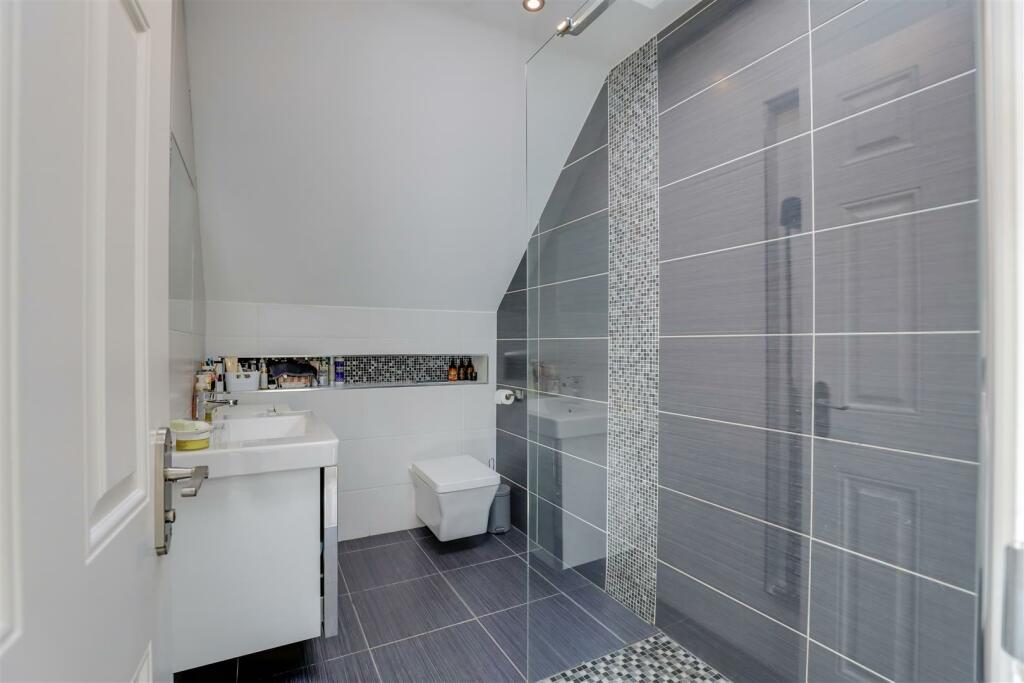 Additional image 8 of 20 Heol Neuadd Cogan, Penarth, CF64 3RQ