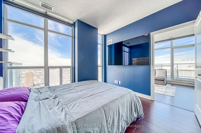 Additional image 19 of 50 Town Centre Crt Unit PH3