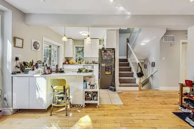 Additional image 16 of 36 Glenlake Ave