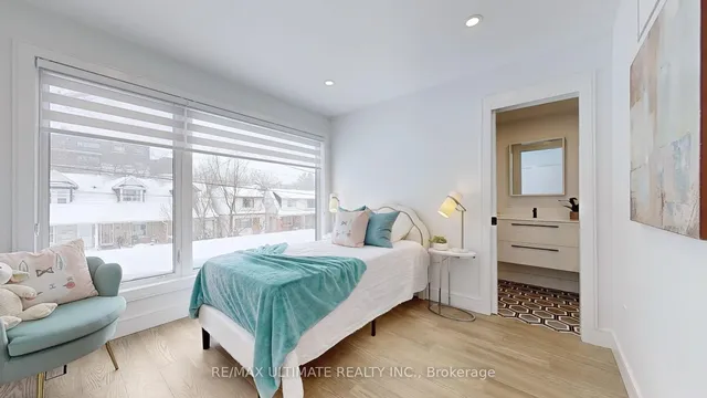 Additional image 30 of 55 King Edward Ave