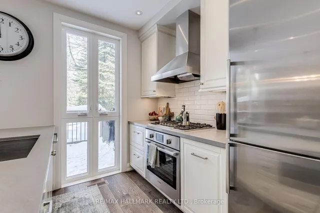 Additional image 14 of 8 Fairmount Cres