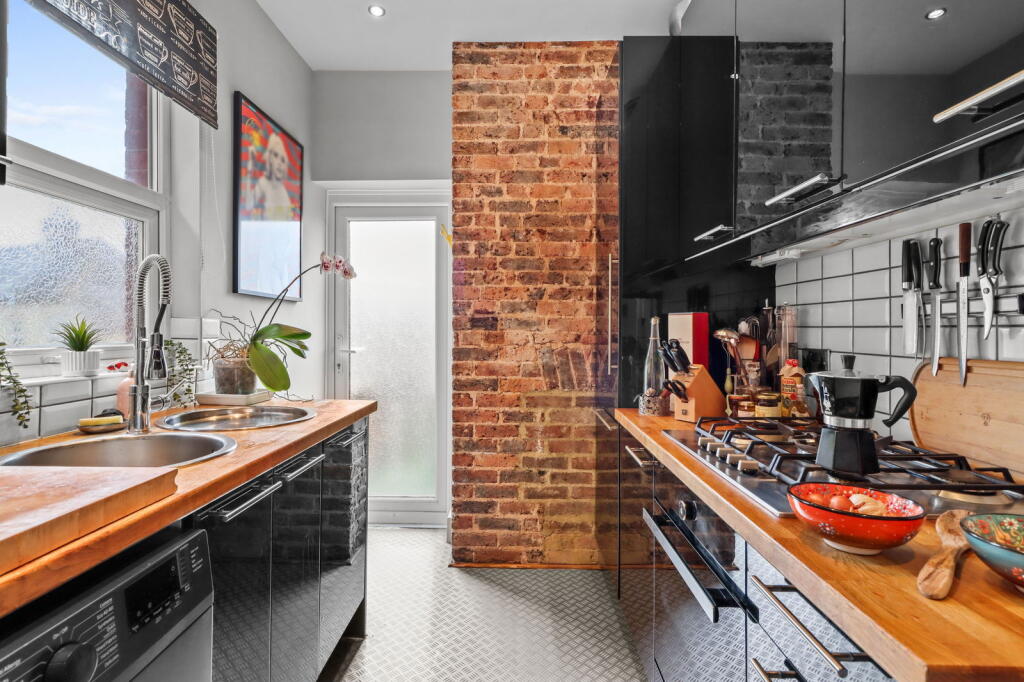 Additional image 5 of Hartfield Road, Eastbourne, BN21 2AR