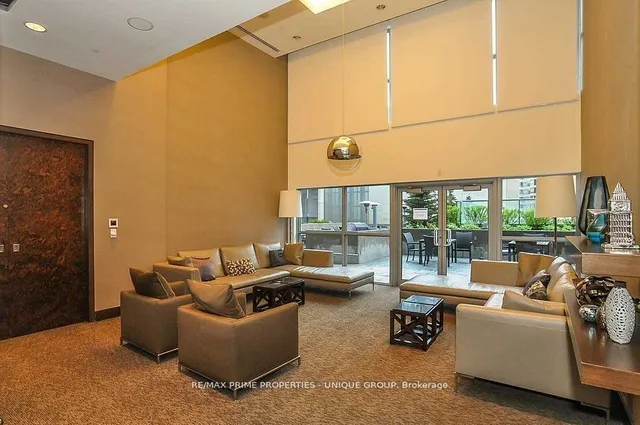 Additional image 26 of 386 Yonge St Unit 5316