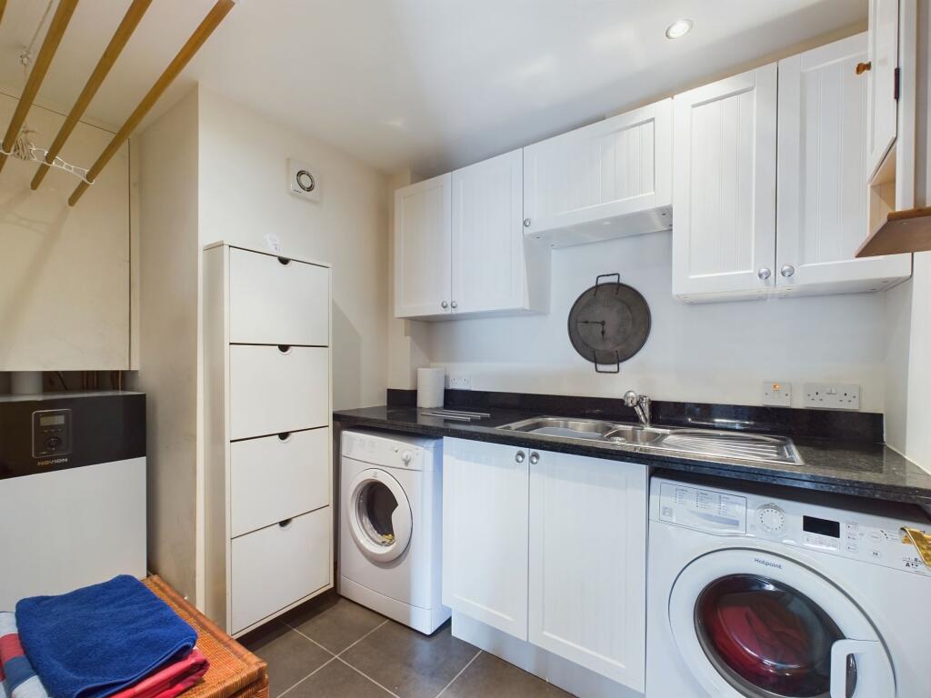 Additional image 34 of Dyce, Cothal, AB21