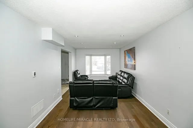 Additional image 9 of 25 Oaklea Blvd