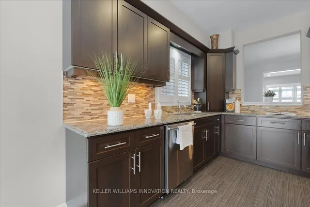 Additional image 11 of 11 Redtail St