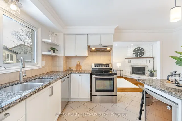 Additional image 15 of 563 Farmstead Dr