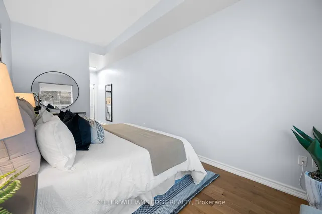 Additional image 22 of 5070 Fairview St Unit 107