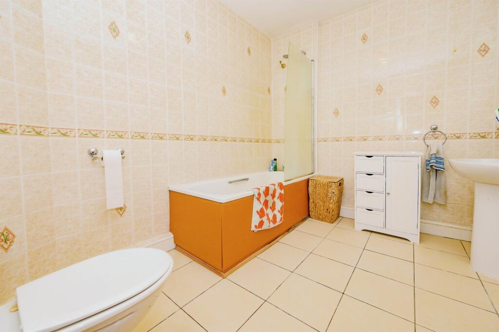 Additional image 12 of Astwick Avenue, Hatfield