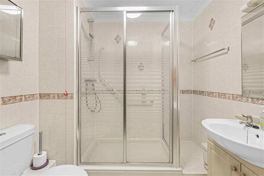 Additional image 8 of Southdown Road, Harpenden, AL5