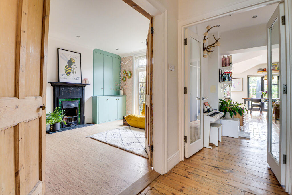 Additional image 10 of Luton Road, Harpenden, AL5