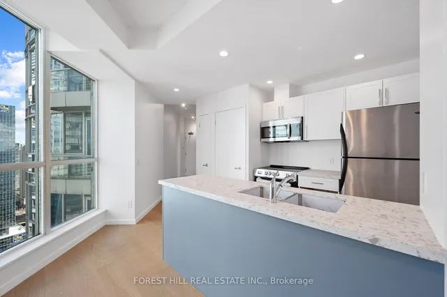 Additional image 12 of 208 Queens Quay Blvd Unit 3512
